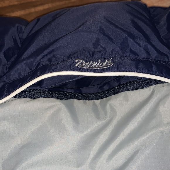 New England Patriots NFL Puffer Down Hooded Jacket Size XL - Rare - Picture 11 of 12